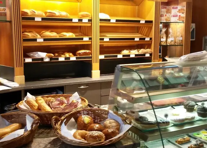 Le Merle Chatelain 3* 시옹