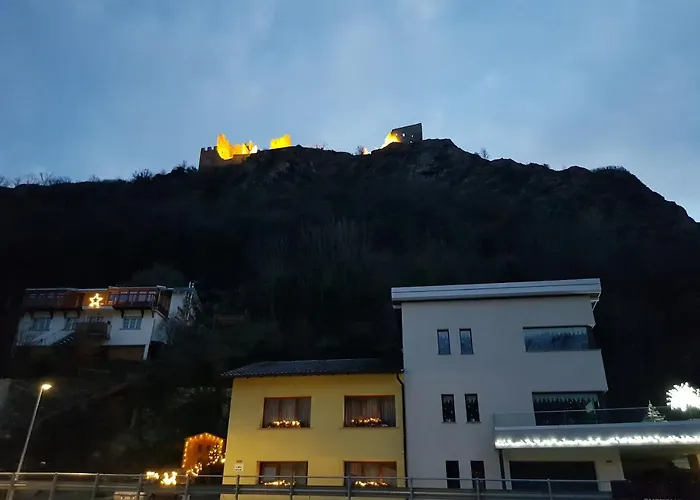 Le Merle Châtelain 3* Sion